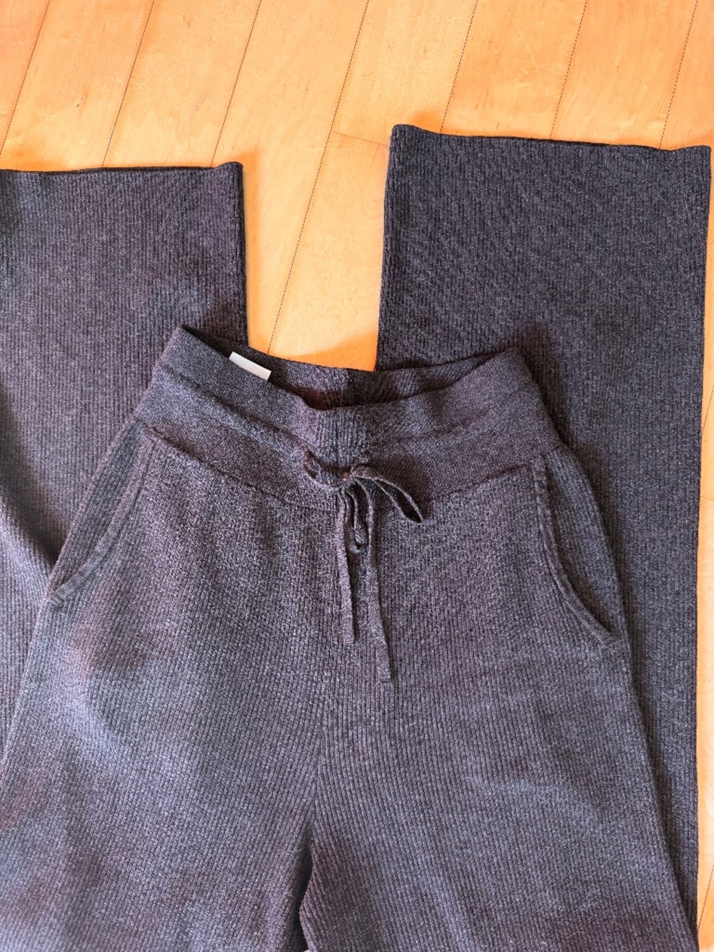 Uniqlo Washable Knit Ribbed Pants - Small